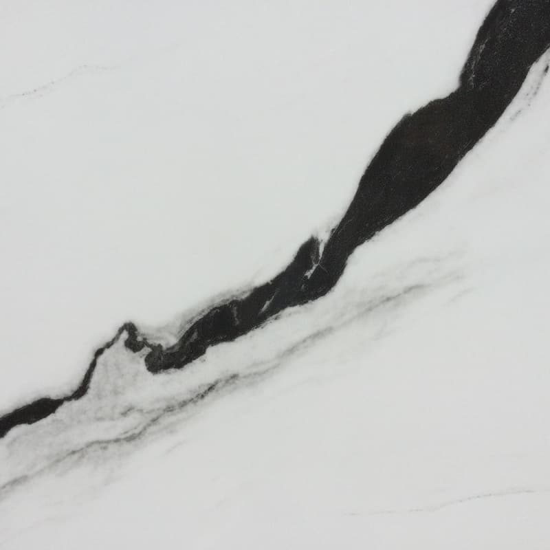 Color Image