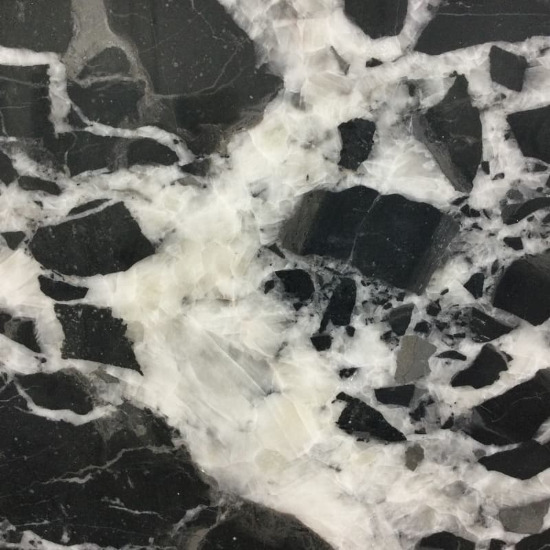 Color Image