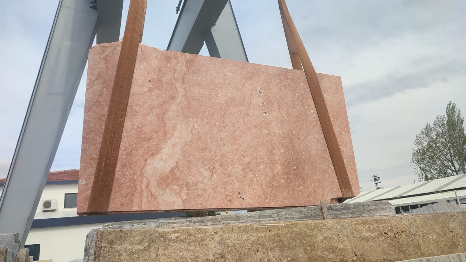RED/PINK TRAVERTINE CC
