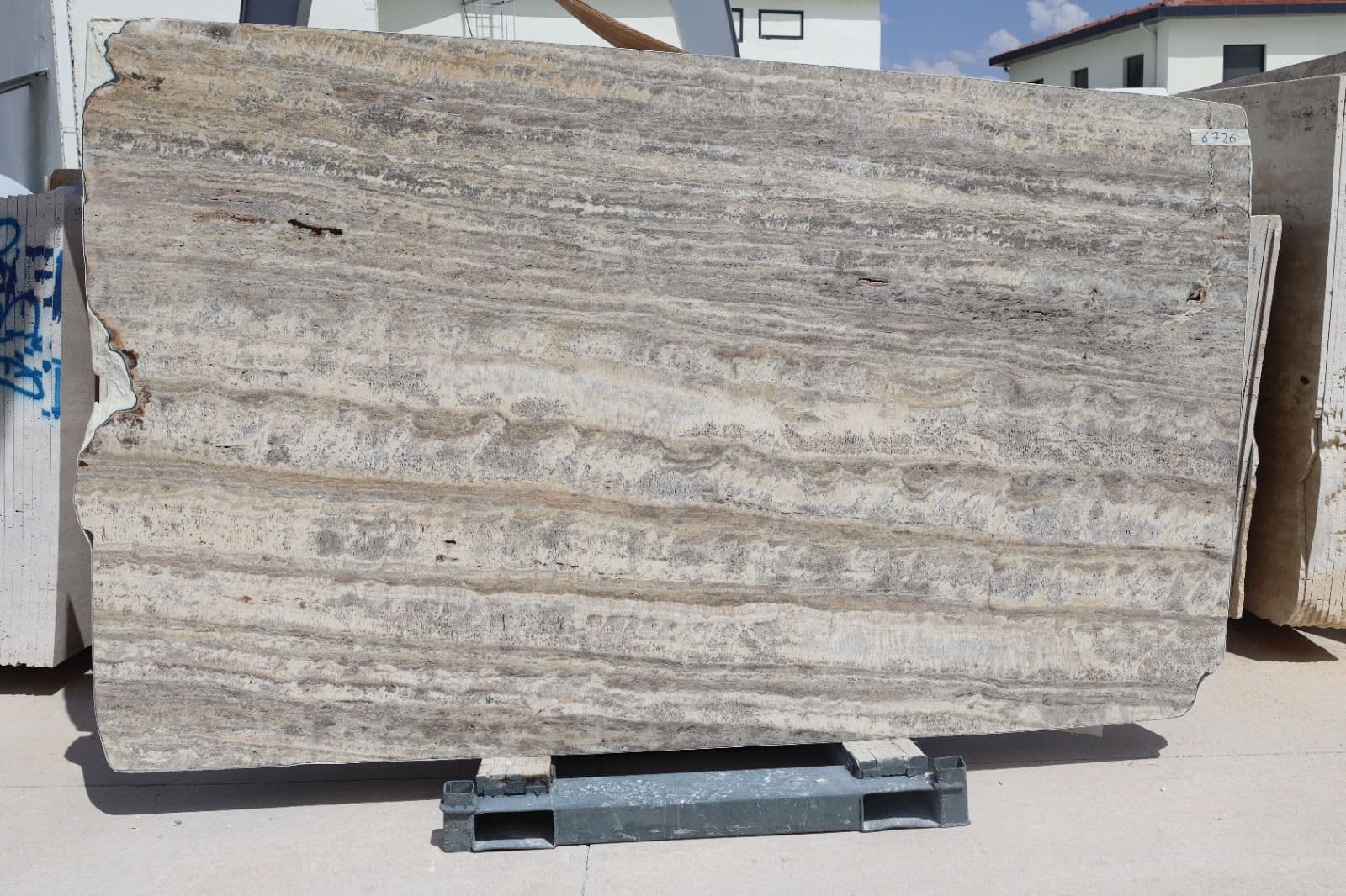 SILVER TRAVERTINE VC